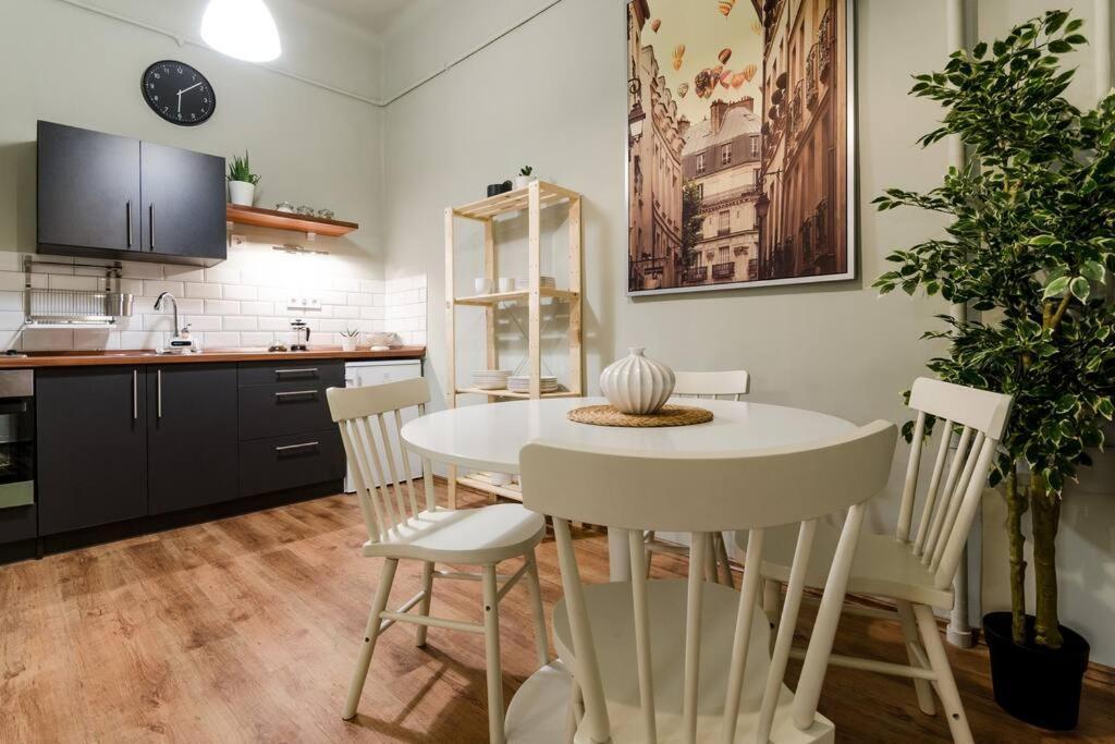 Cosy Apartment In Party District K30 Βουδαπέστη Εξωτερικό φωτογραφία